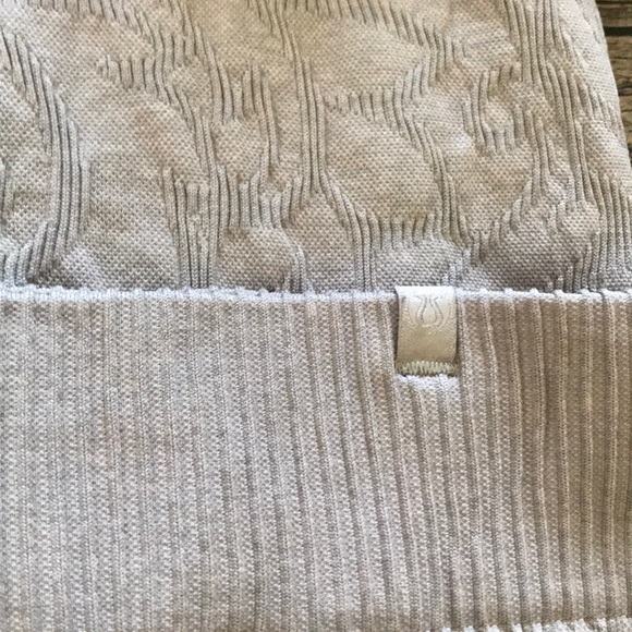 Lululemon Rest Less 1/2 Zip Size 10 - Picture 8 of 8